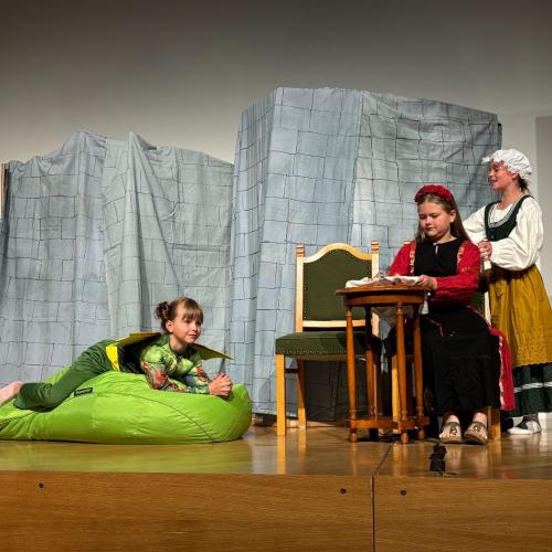 Theaterstück Drachen 5