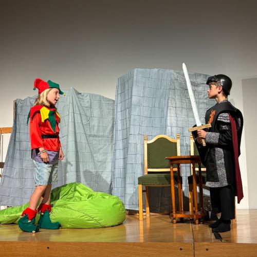Theaterstück Drachen 7