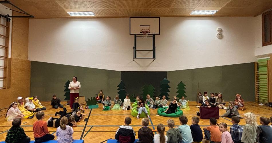 Schauspieler auf der Bühne mit Zuschauer